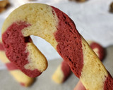 Foto del paso 10 de la receta: 🍬🎅🏻 Candy cane cookies 🍬 Galletitas de manteca navideñas bicolor 🎅🏻🍬