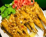Hình bước làm 4 của món Cá đùi gà rim tỏi 🐠🍗