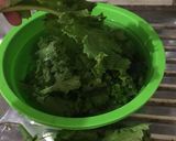 Foto langkah ke 1 dari resep Pasta Tumis Kale.