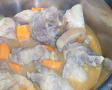 Foto del paso 5 de la receta: Arroz con cerdo, zanahoria y papa