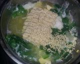 Foto langkah ke 3 dari resep Mie Instan Bakso Sawi Telur.