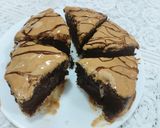A picture of step 3 of Eggless Coffee dalgono cake with dalgona cold coffee.