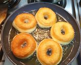 Foto langkah ke 6 dari resep Donut kentang super lembut.
