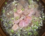 Foto langkah ke 2 dari resep Sup Ayam Jahe Kembang Tahu.