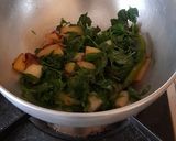 A picture of step 4 of Green Amaranth Radish Stir Fry.