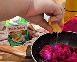 Foto langkah ke 5 dari resep Dragonfruit Panna Cotta.