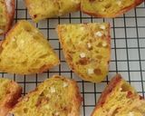 Foto langkah ke 29 dari resep Kunyit Chili Flakes Cheese Sourdough Bread (Open Bake Method).