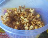 Foto langkah ke 6 dari resep Caramel Popcorn.