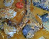 Foto langkah ke 6 dari resep Ikan Layang Bumbu Kuning.