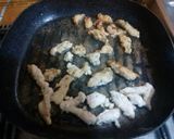 Foto del paso 5 de la receta: Chicharrones de pollo a la albahaca
