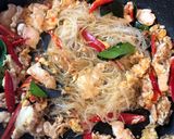 รูปขั้นตอนการทำที่ 2 ของ วุ้นเส้นผัดขี้เมา🐔+ไข่
