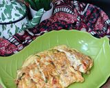 Foto langkah ke 3 dari resep Telur Dadar Cumi.