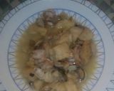 Foto del paso 4 de la receta: Cazón con almejas en salsa de limón