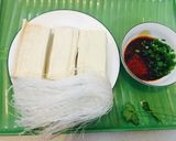 Hình bước làm 1 của món Đậu phụ "nhét" miến tàu