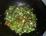 Foto langkah ke 3 dari resep Ikan cuek tongkol cabe ijo.