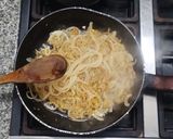 Foto del paso 1 de la receta: Mis fideos encebollados