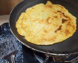 A picture of step 3 of Moong dal chilla.