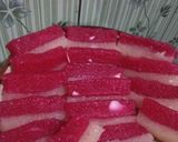 Foto langkah ke 6 dari resep Lapis singkong Merah Putih.