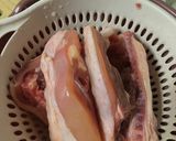 Hình bước làm 1 của món Má đùi gà sốt