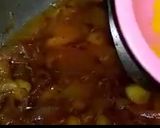 A picture of step 3 of Aloo mattar ka salan.