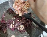 Foto langkah ke 5 dari resep 7. Nasi Goreng Bayam Merah.