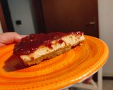 Foto del passaggio 8 della ricetta Cheesecake di Ricotta con marmellata di prugne