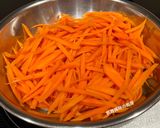 A picture of step 8 of Chinese-Style Spicy Cold Vegetable Salad.