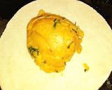 A picture of step 6 of Aaloo Paratha.