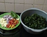 Foto langkah ke 1 dari resep Tumis daun pepaya.