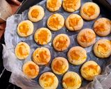 A picture of step 3 of Desi ghee besun naan khatai.