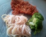 Foto del paso 6 de la receta: Milanesa de res empanizada con brócoli y sopa fría 🤭❤️