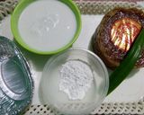 Foto langkah ke 1 dari resep Kue Keranjang Santan Kukus.