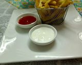 A picture of step 5 of Mayo garlic French Fries.