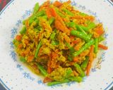 Foto langkah ke 5 dari resep Buncis Wortel Ayam Cincang Bumbu Kuning.