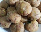 Foto langkah ke 5 dari resep Perkedel Kentang Spesial.