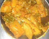 शिमला मिर्च आलू की सब्जी(SHIMLA MIRCH ALOO KI SABZI RECIPE IN HINDI) रेसिपी चरण 3 फोटो