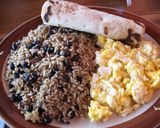 Foto del paso 4 de la receta: Gallo pinto con lizano