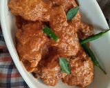 A picture of step 5 of Chicken 65 with sauce/Gravy.