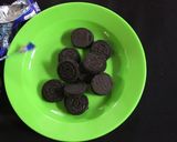 Foto langkah ke 1 dari resep Goriorio Goreng with Pasta Coklat, Cemilan dengan Budget yang Murah.