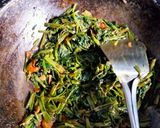 Foto langkah ke 4 dari resep Tumis Kangkung.