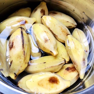 Cách Làm Món Chuối Sáp Luộc của Hoàng Oanh - Cookpad