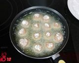 Foto del paso 2 de la receta: Albóndigas con nata y patatas fritas