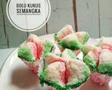 Foto langkah ke 10 dari resep Bolu Kukus Semangka.