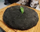 A picture of step 6 of Charcoal Focaccia Stuffed with Cheese and Ham 🧀🥓.