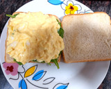 Foto del paso 3 de la receta: Sándwich de huevo y espinacas