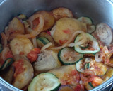 Foto del paso 6 de la receta: Pollo con berenjena y calabacín