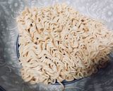 รูปขั้นตอนการทำที่ 2 ของ มาม่าต้มยำหมูสับ