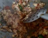 A picture of step 3 of Prawn stuffed spinach momo.