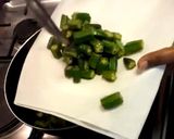 A picture of step 3 of Bhindi Do Pyaaza.