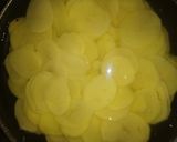 A picture of step 2 of Potato chips.